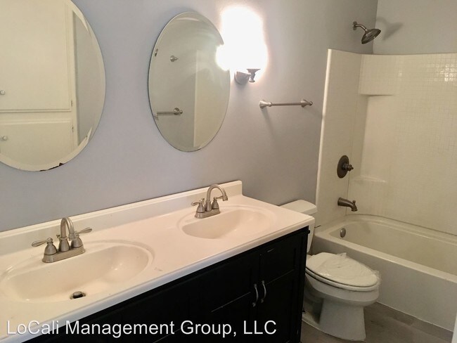 Foto del edificio - 2 br, 1 bath Apartment - 6878 Navajo Rd #20
