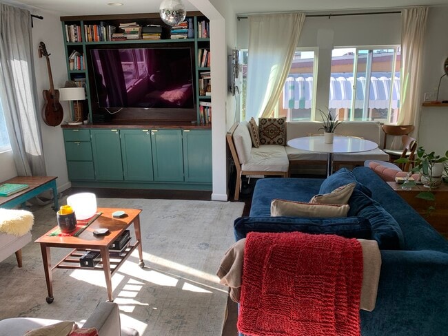 Building Photo - 6215 Monterey Rd