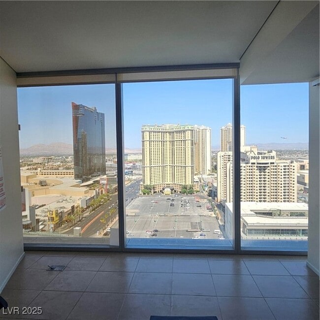 Building Photo - 3722 S Las Vegas Blvd