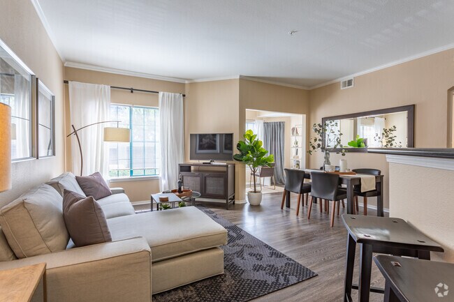 1BR, 1BA - A1 West - IMT Cherry Creek