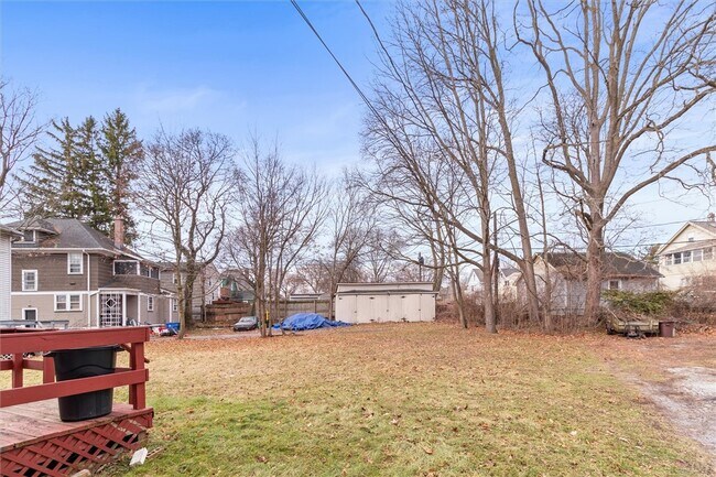 Foto del edificio - 1157 Genesee St