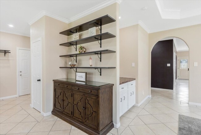 Building Photo - 5343 Oak Cove Dr