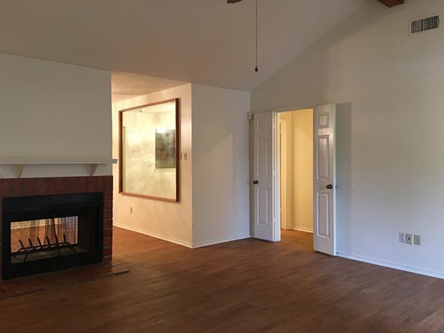 Building Photo - 501 Augustine Dr