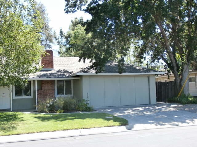 Building Photo - 1791 Shirley Dr