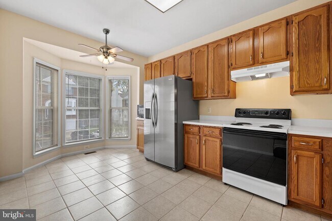 Building Photo - 401 Ben Neuis Pl
