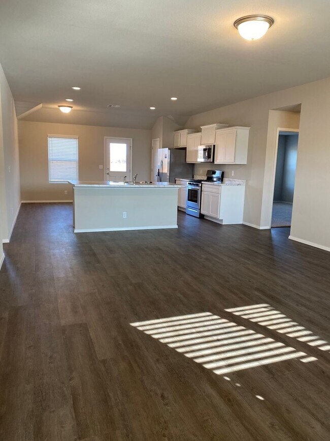 Foto del edificio - Four Bedroom | Two Bath Home in Bixby