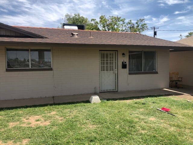Primary Photo - 2061 W Ocotillo Rd