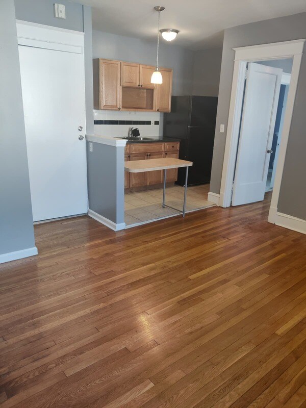 Foto del edificio - 6607 Blakemore St