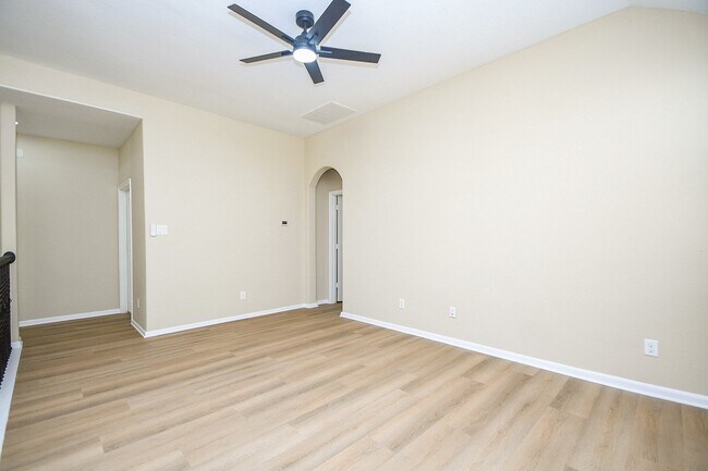 Foto del edificio - 23310 Isola St