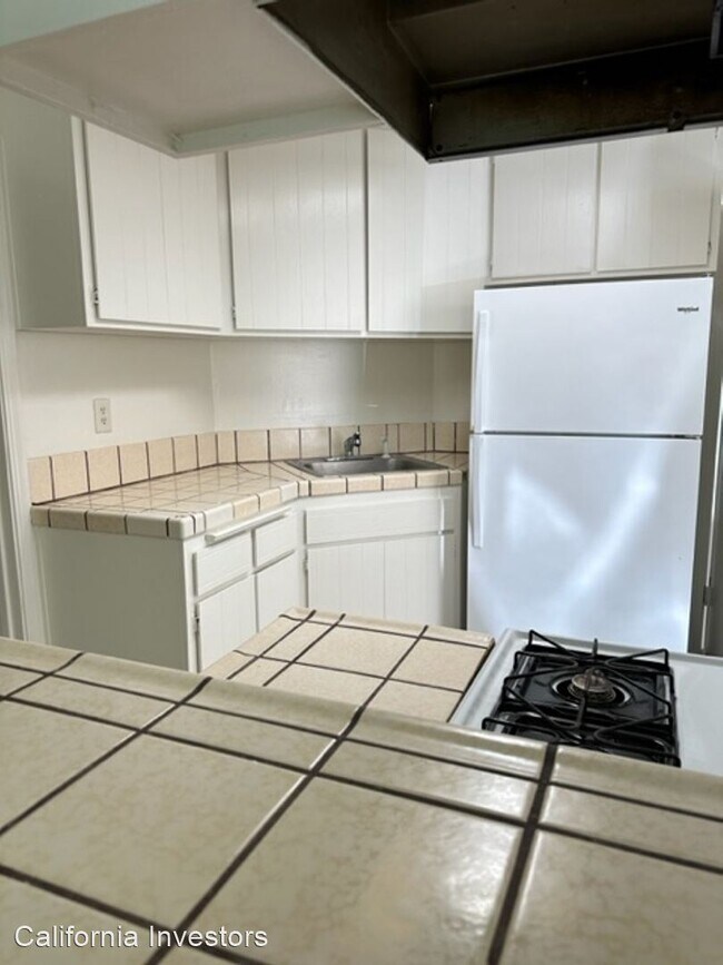 Building Photo - 3 br, 2 bath House - 234 Coronado Avenue