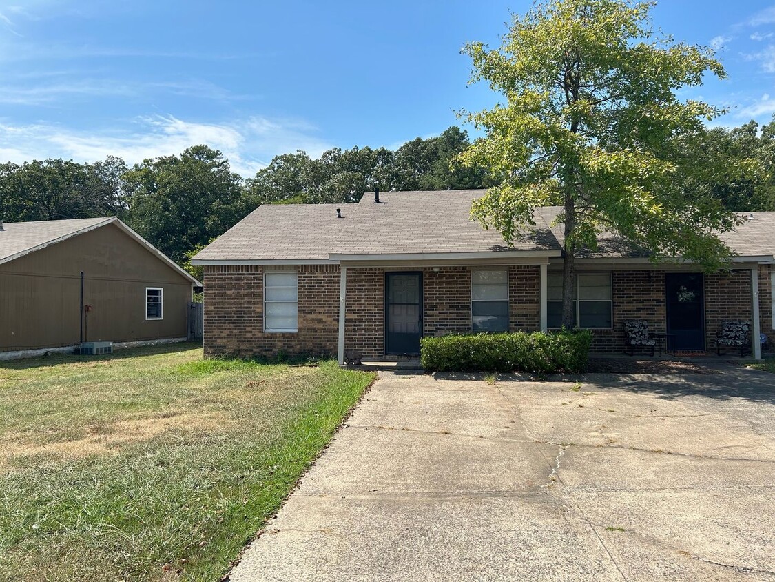 Foto principal - 2 Bedroom Duplex in Maumelle