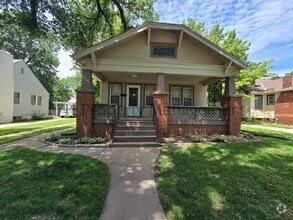 Building Photo - 615 S Volutsia Ave