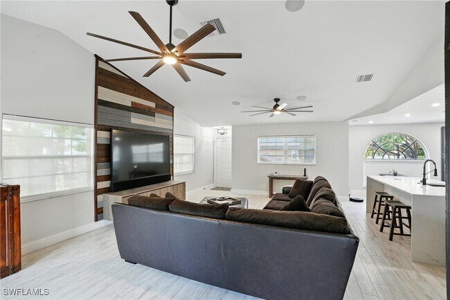 Foto del edificio - 9624 Crescent Garden Dr