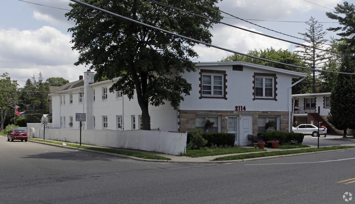 Foto del edificio - Twin Oaks Apartments