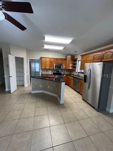 Foto del edificio - 718 Holbrook Cir