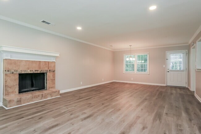 Foto del edificio - 1675 Salem Mill Ct SE
