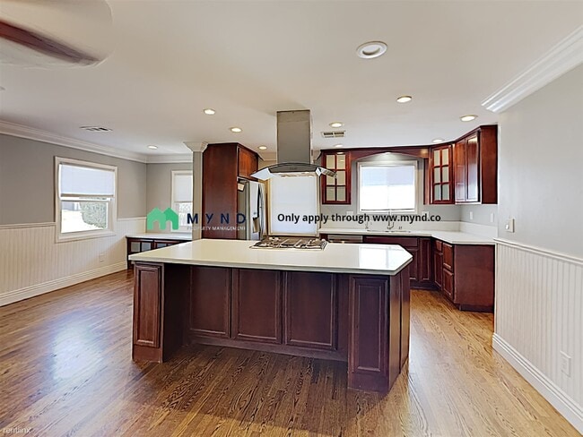 Building Photo - 3 br, 2 bath House - 558 Lagomarsino Way