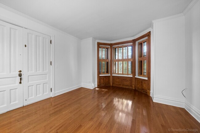 Foto del edificio - 1526 N La Salle Dr