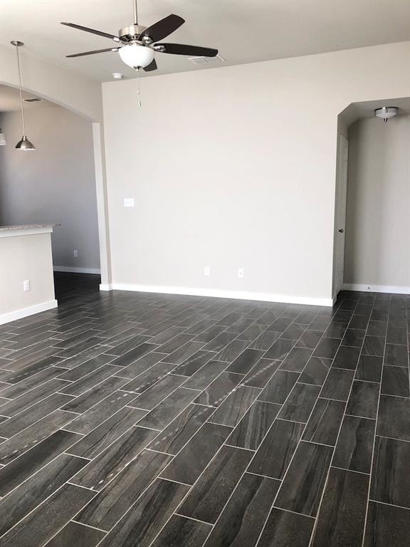 Building Photo - 915 Chaparral Trail