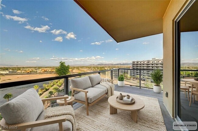 Foto del edificio - 8255 S Las Vegas Blvd