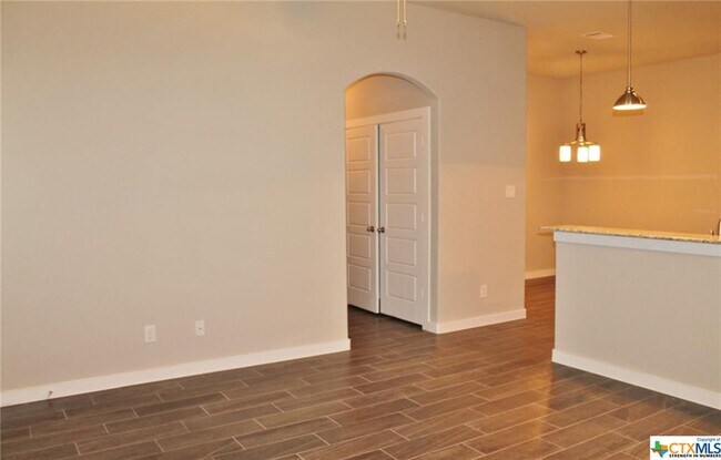 Foto del edificio - 1097 Creekside Orchard