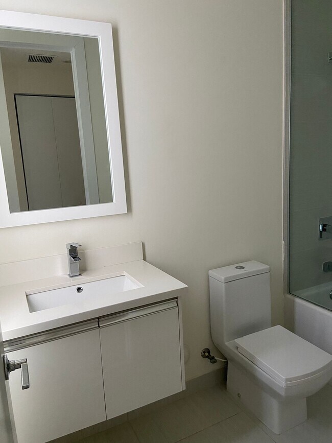 Foto del edificio - 10260 NW 63rd Ter