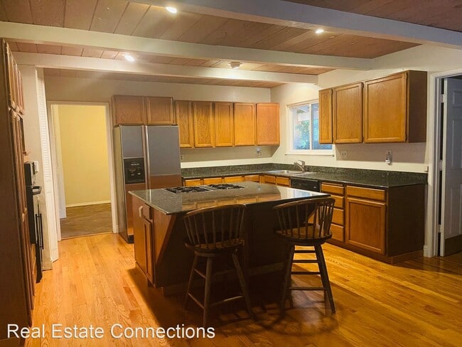 Building Photo - 4 br, 2 bath House - 23386 Deerfield Drive