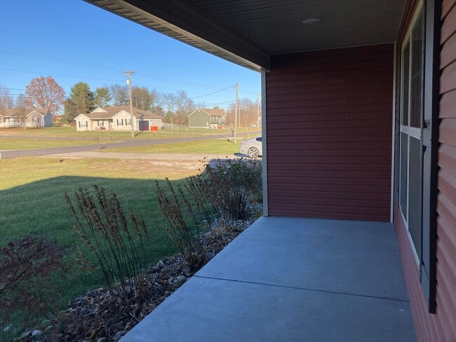 Building Photo - New & Improved Price!