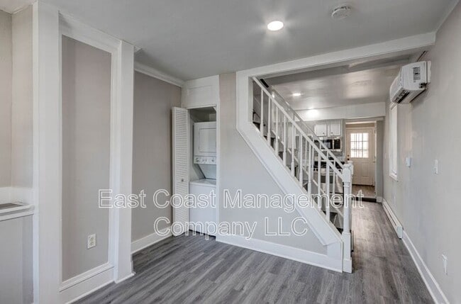 Foto del edificio - 122 S Carey St