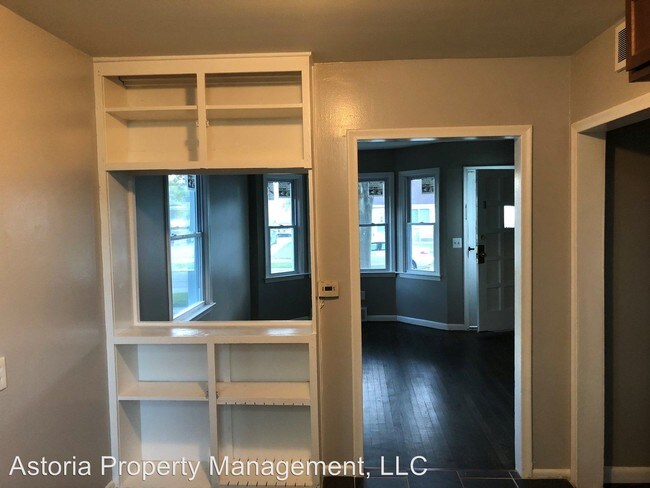 Foto del edificio - 3 br, 1 bath House - 8072 Helen St