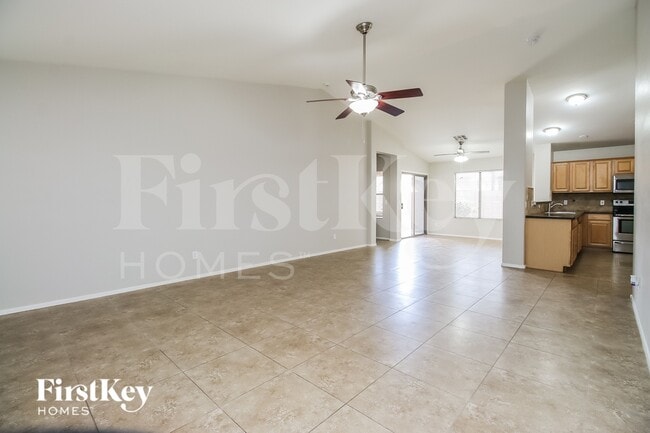 Foto del edificio - 2968 E Silverbell Rd