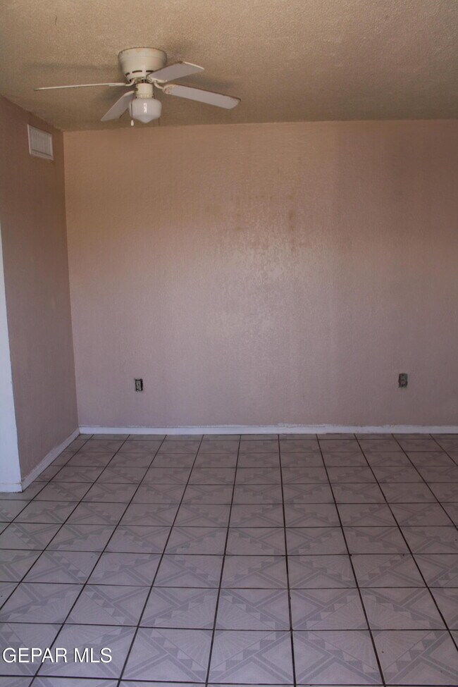 Foto del edificio - 1368 Reid Rd