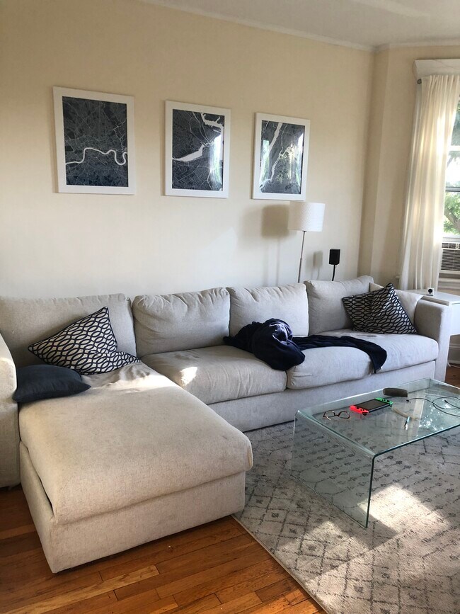Foto del edificio - 378 Riverway