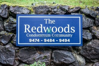 Building Photo - 9474 Woodinville Redmond Rd NE