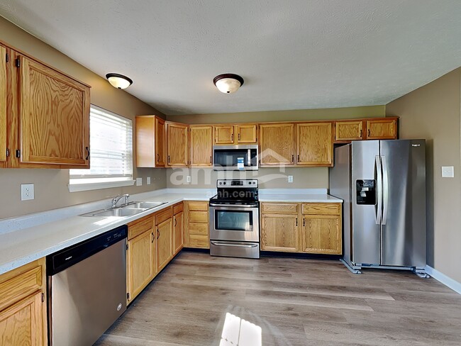 Building Photo - 5822 Southern Springs Ln