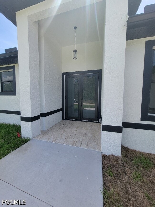 Building Photo - 708 Godwid Ave S