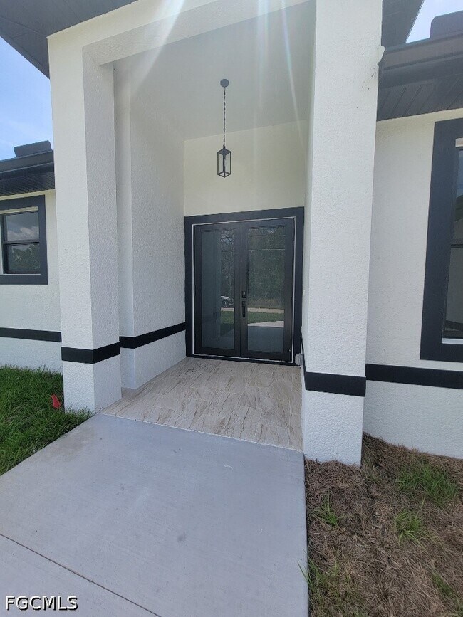 Foto del edificio - 708 Godwid Ave S
