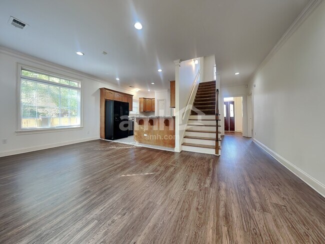 Foto del edificio - 1015 Warwick Pl