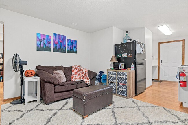 Foto del edificio - 2537 Aldrich Ave S