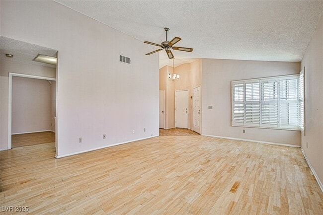 Building Photo - 6801 Midpark Cir