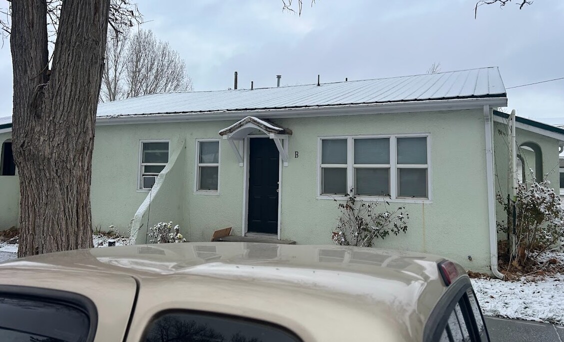 Foto del edificio - 418 W 13th St