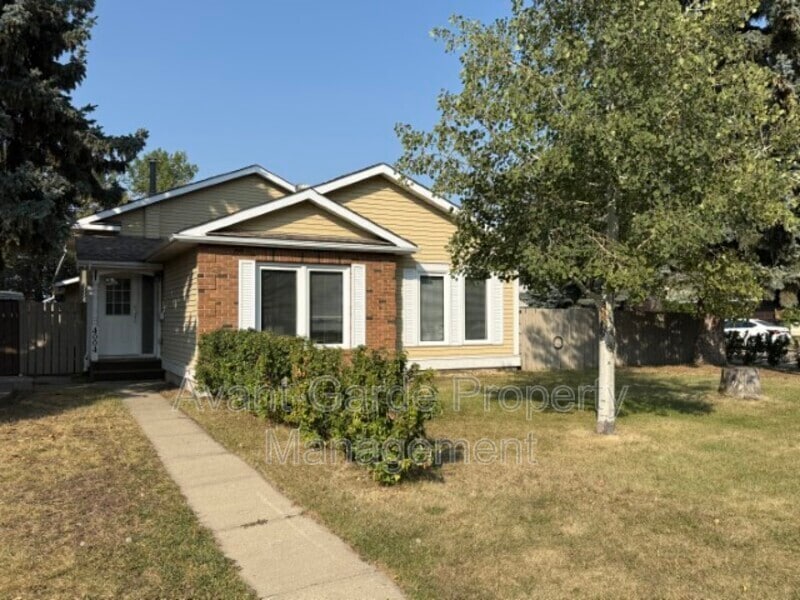 Primary Photo - 4004-4020 20 Ave NW