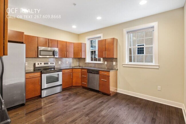 Foto del edificio - 2614 Webster St