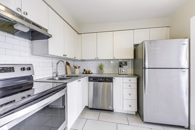 Building Photo - Cambridge Park Apartments
