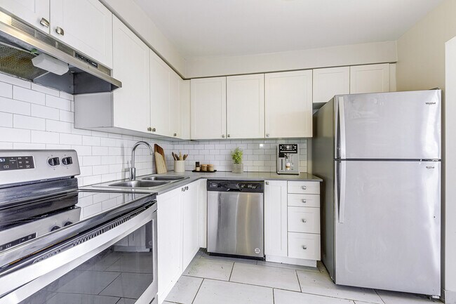 Photo du bâtiment - Cambridge Park Apartments