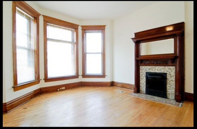 Foto del edificio - 933 W Altgeld St