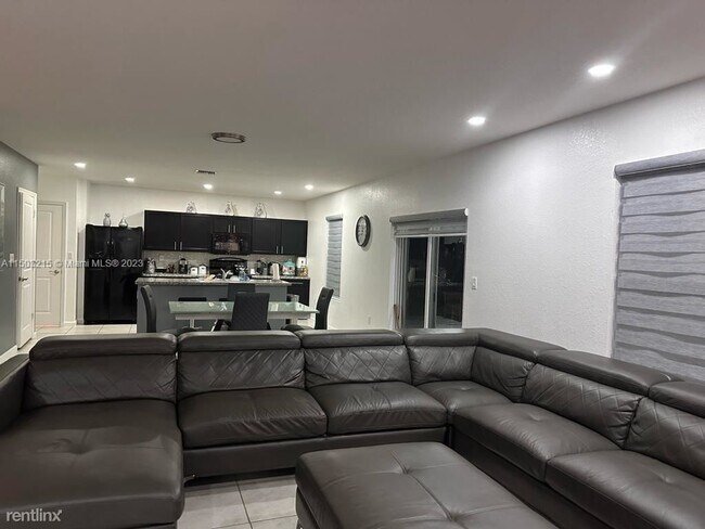 Foto del edificio - 4 br, 2.5 bath House - 30320 SW 156th Ave