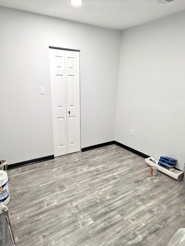 Dormitorio - 5810 W Bellfort Ave