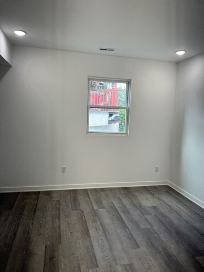 Building Photo - 2642 N 5th St