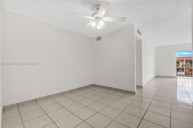 Building Photo - 6130 W 19th Ave